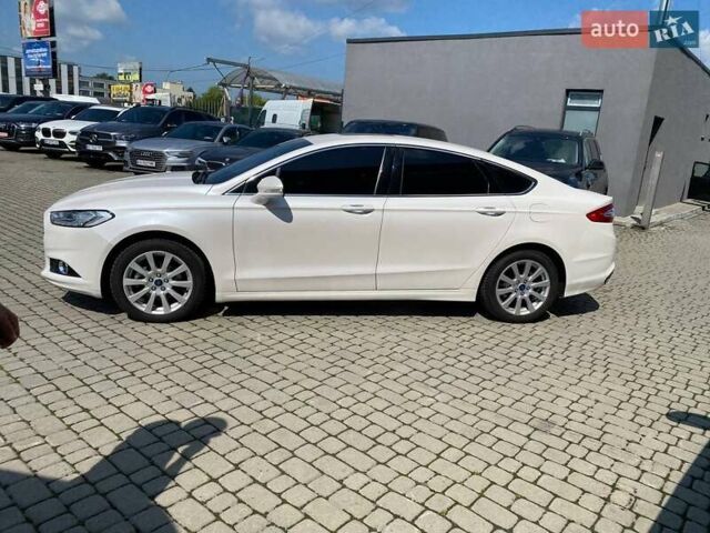 Белый Форд Мондео, объемом двигателя 2 л и пробегом 90 тыс. км за 15900 $, фото 2 на Automoto.ua