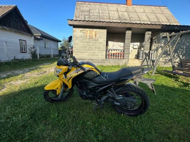Білий Форд Мондео, об'ємом двигуна 2 л та пробігом 138 тис. км за 12500 $, фото 16 на Automoto.ua