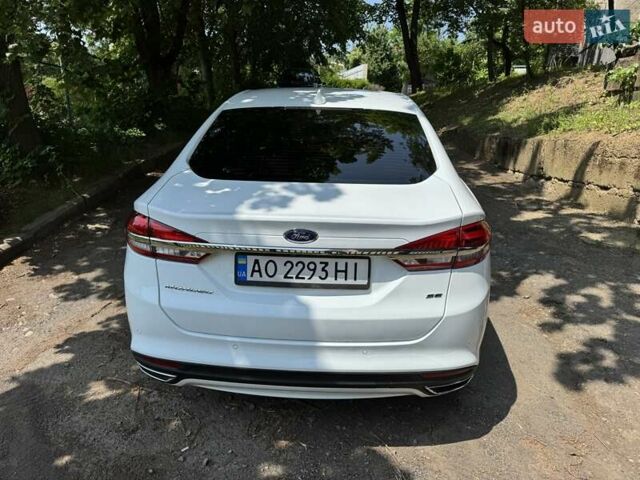 Белый Форд Мондео, объемом двигателя 2 л и пробегом 55 тыс. км за 22800 $, фото 2 на Automoto.ua