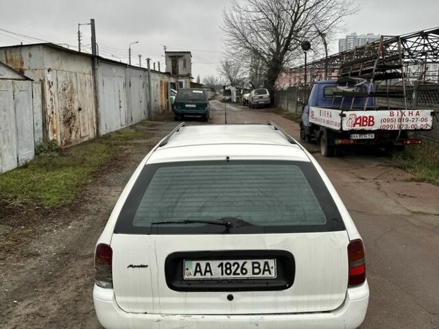 Белый Форд Мондео, объемом двигателя 1.6 л и пробегом 410 тыс. км за 1200 $, фото 2 на Automoto.ua