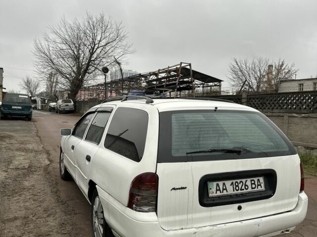 Белый Форд Мондео, объемом двигателя 1.6 л и пробегом 410 тыс. км за 1200 $, фото 7 на Automoto.ua