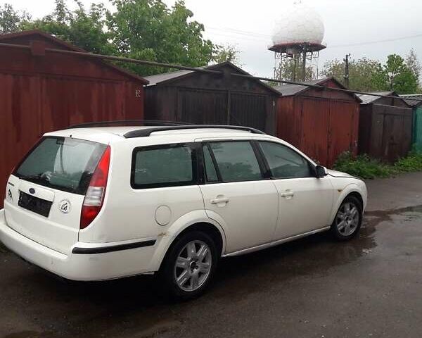 Белый Форд Мондео, объемом двигателя 2 л и пробегом 320 тыс. км за 5800 $, фото 6 на Automoto.ua