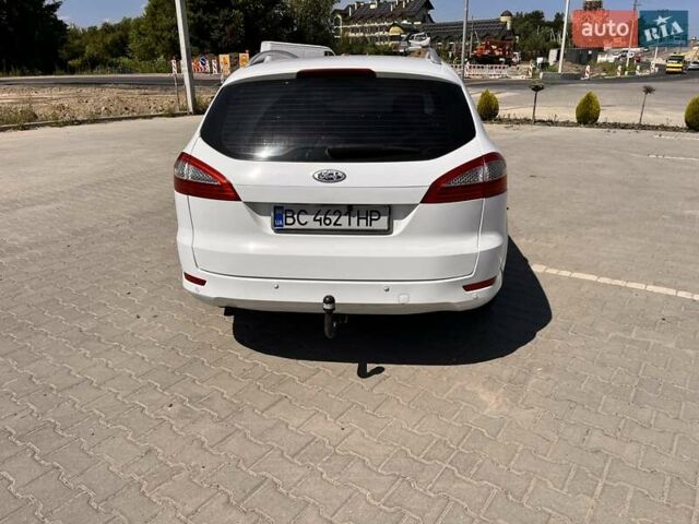 Білий Форд Мондео, об'ємом двигуна 2 л та пробігом 355 тис. км за 6300 $, фото 3 на Automoto.ua