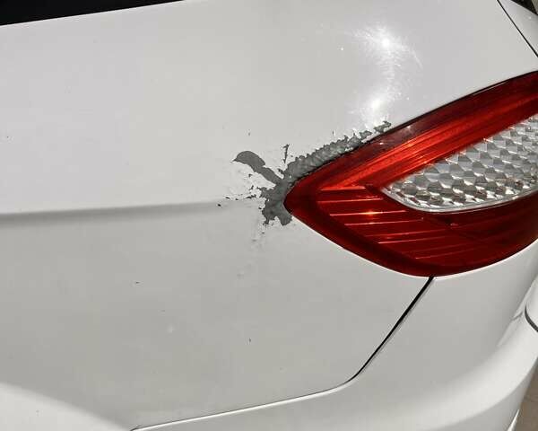 Білий Форд Мондео, об'ємом двигуна 2 л та пробігом 355 тис. км за 6300 $, фото 32 на Automoto.ua