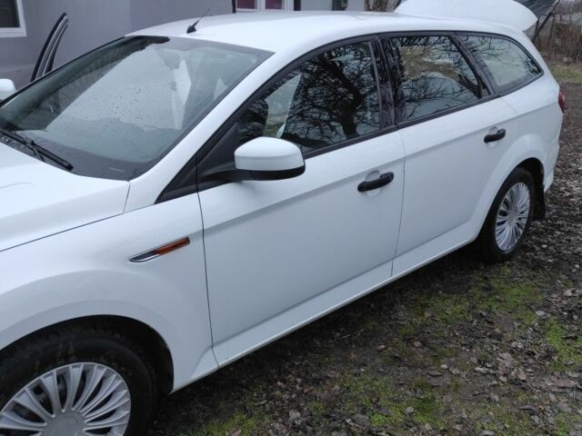 Форд Мондео 2008 в Днепре (Днепропетровске) на Automoto.ua Белый Форд Мондео, объемом двигателя 2 л и пробегом 386 тыс. км за 5700 $, фото 18 на Automoto.ua