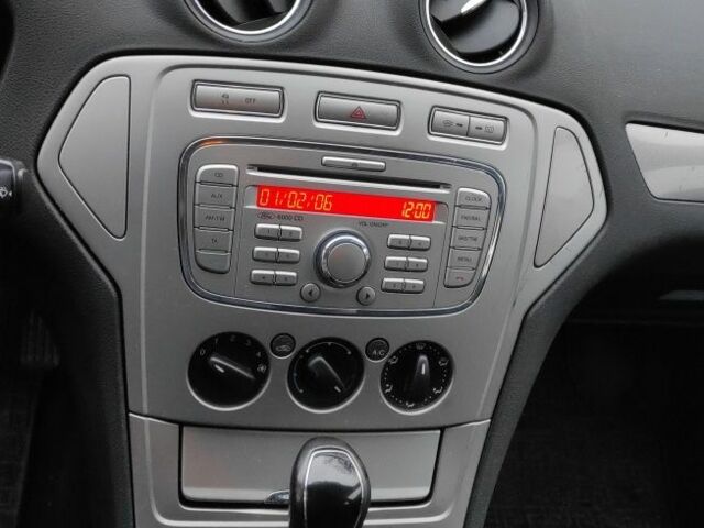 Форд Мондео 2008 в Днепре (Днепропетровске) на Automoto.ua Белый Форд Мондео, объемом двигателя 2 л и пробегом 386 тыс. км за 5700 $, фото 5 на Automoto.ua