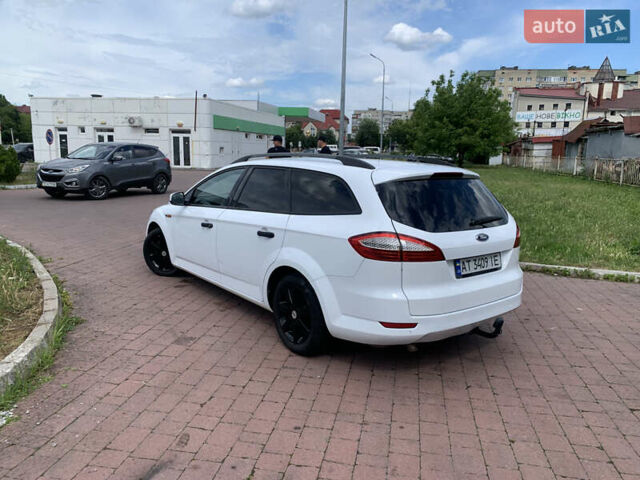 Белый Форд Мондео, объемом двигателя 2 л и пробегом 370 тыс. км за 5300 $, фото 2 на Automoto.ua
