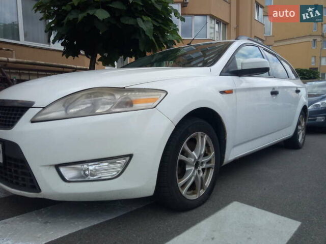 Белый Форд Мондео, объемом двигателя 0 л и пробегом 311 тыс. км за 5700 $, фото 9 на Automoto.ua