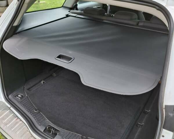 Білий Форд Мондео, об'ємом двигуна 2 л та пробігом 270 тис. км за 9500 $, фото 27 на Automoto.ua