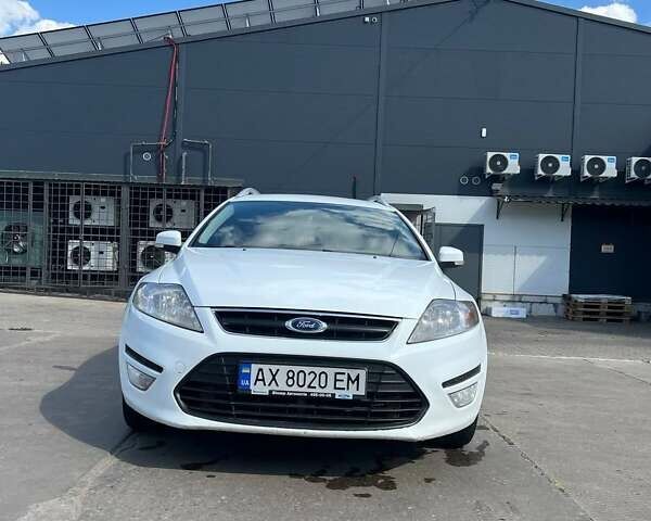 Белый Форд Мондео, объемом двигателя 1.6 л и пробегом 225 тыс. км за 7500 $, фото 7 на Automoto.ua