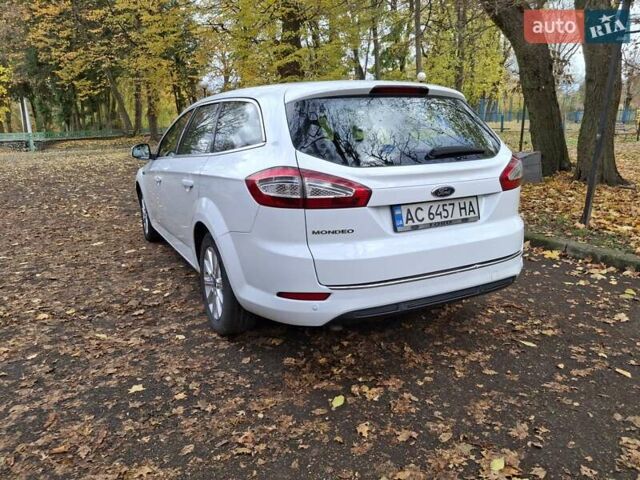 Білий Форд Мондео, об'ємом двигуна 2 л та пробігом 270 тис. км за 9500 $, фото 4 на Automoto.ua