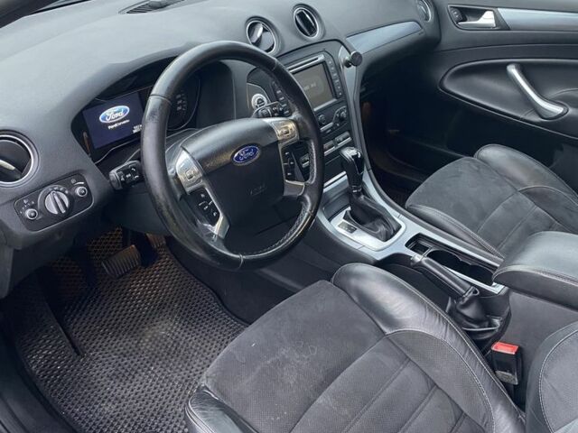 Білий Форд Мондео, об'ємом двигуна 2 л та пробігом 308 тис. км за 4662 $, фото 4 на Automoto.ua