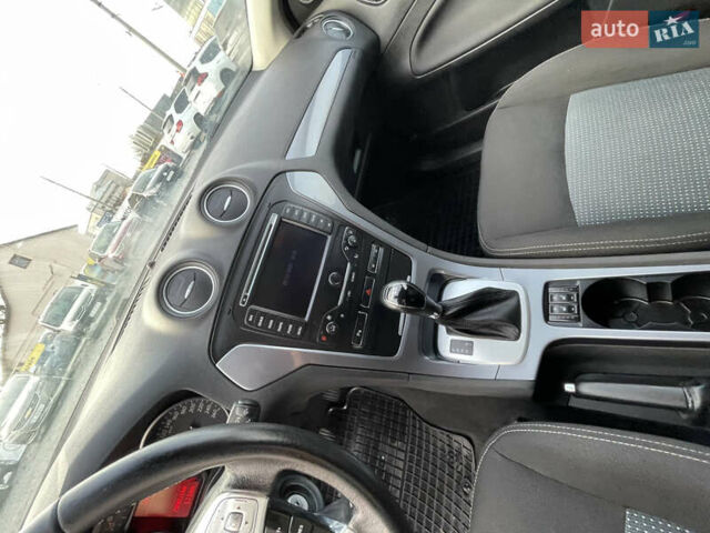 Белый Форд Мондео, объемом двигателя 2 л и пробегом 287 тыс. км за 7800 $, фото 7 на Automoto.ua