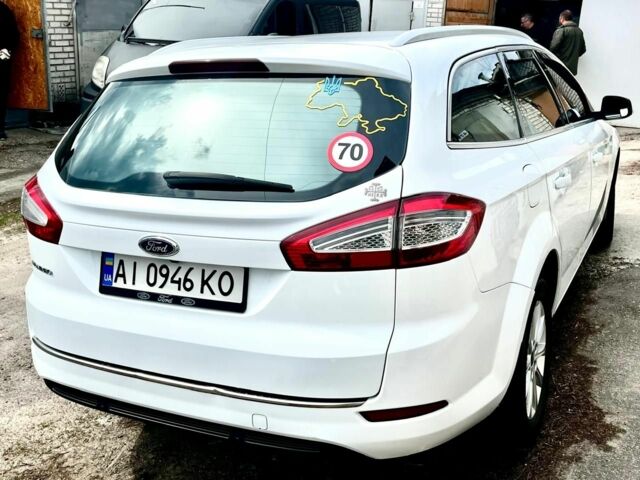 Белый Форд Мондео, объемом двигателя 1.6 л и пробегом 210 тыс. км за 9700 $, фото 1 на Automoto.ua