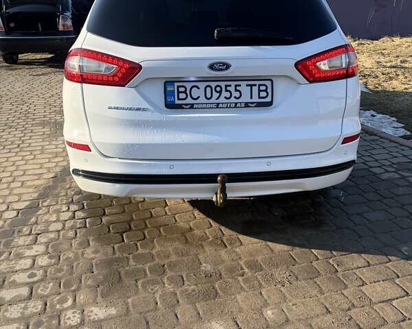 Белый Форд Мондео, объемом двигателя 2 л и пробегом 297 тыс. км за 10900 $, фото 1 на Automoto.ua