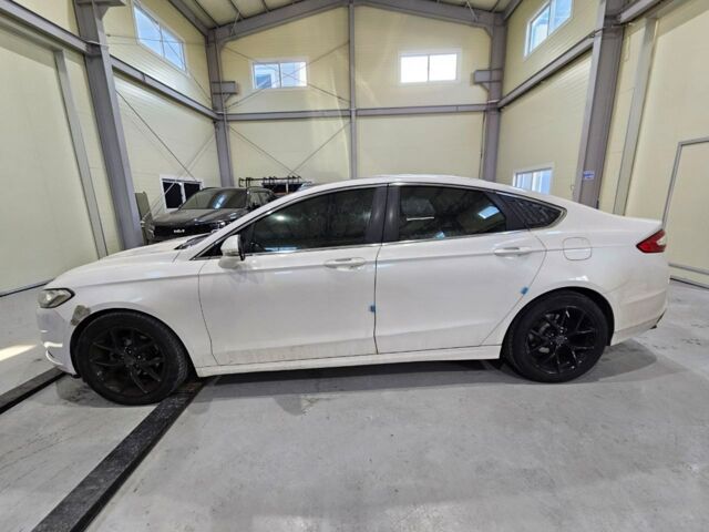 Білий Форд Мондео, об'ємом двигуна 2 л та пробігом 181 тис. км за 11700 $, фото 2 на Automoto.ua