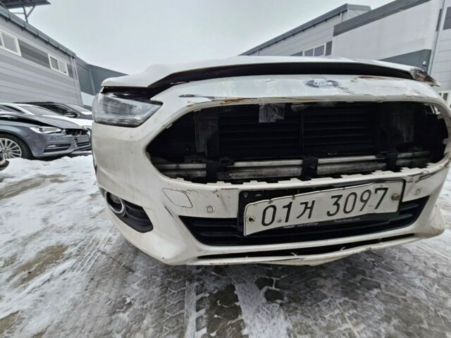 Белый Форд Мондео, объемом двигателя 2 л и пробегом 137 тыс. км за 10500 $, фото 10 на Automoto.ua