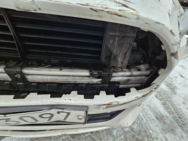 Белый Форд Мондео, объемом двигателя 2 л и пробегом 137 тыс. км за 10500 $, фото 16 на Automoto.ua