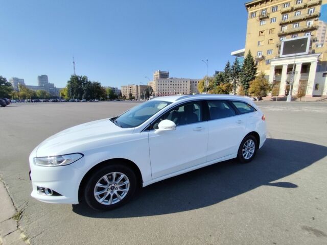 Белый Форд Мондео, объемом двигателя 1.5 л и пробегом 152 тыс. км за 10499 $, фото 3 на Automoto.ua