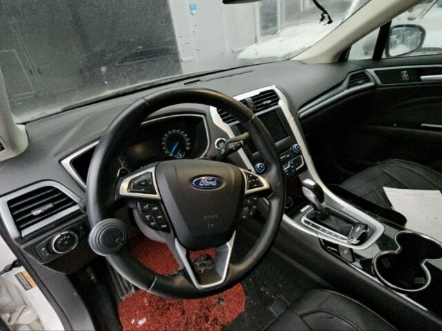 Белый Форд Мондео, объемом двигателя 2 л и пробегом 137 тыс. км за 10500 $, фото 40 на Automoto.ua