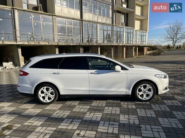 Белый Форд Мондео, объемом двигателя 2 л и пробегом 361 тыс. км за 12000 $, фото 6 на Automoto.ua