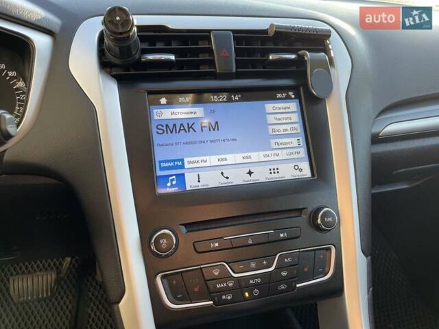 Белый Форд Мондео, объемом двигателя 2 л и пробегом 361 тыс. км за 12000 $, фото 51 на Automoto.ua