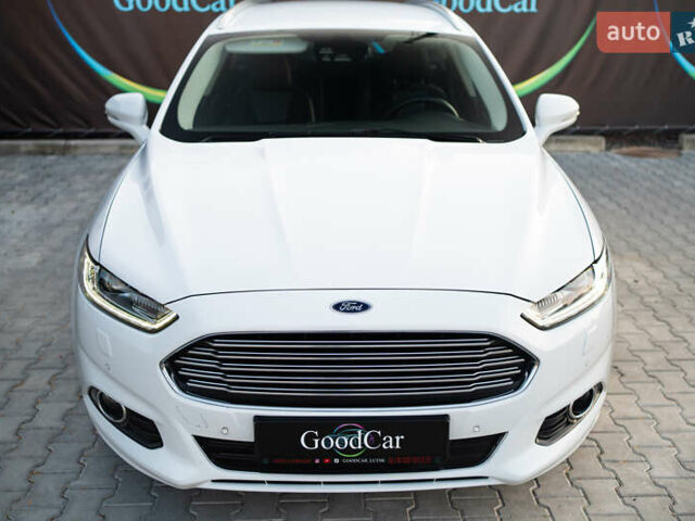 Белый Форд Мондео, объемом двигателя 2 л и пробегом 227 тыс. км за 14500 $, фото 7 на Automoto.ua