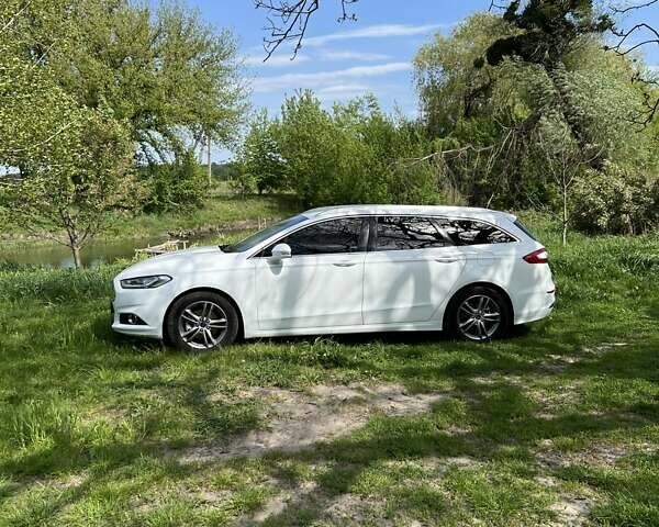 Белый Форд Мондео, объемом двигателя 2 л и пробегом 142 тыс. км за 13500 $, фото 1 на Automoto.ua