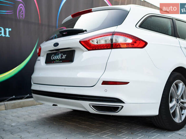 Белый Форд Мондео, объемом двигателя 2 л и пробегом 227 тыс. км за 14500 $, фото 17 на Automoto.ua