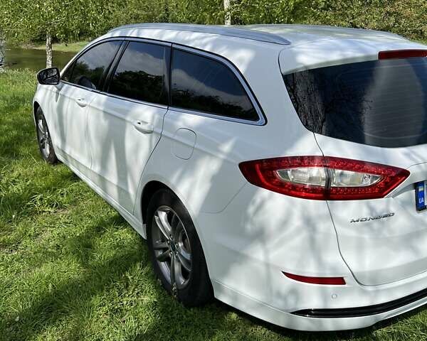 Белый Форд Мондео, объемом двигателя 2 л и пробегом 142 тыс. км за 13500 $, фото 7 на Automoto.ua