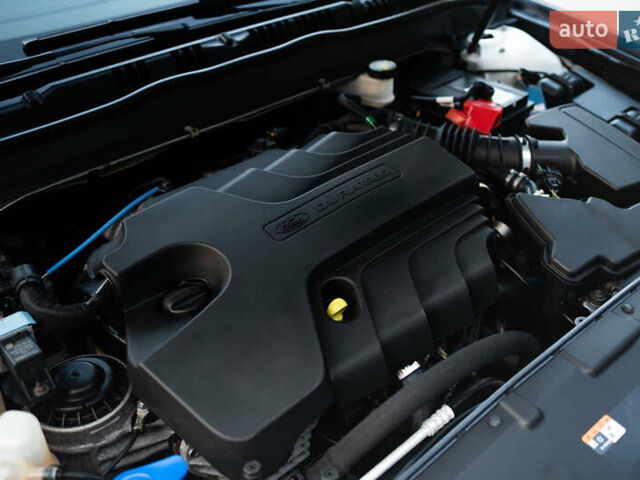 Белый Форд Мондео, объемом двигателя 2 л и пробегом 227 тыс. км за 14500 $, фото 85 на Automoto.ua