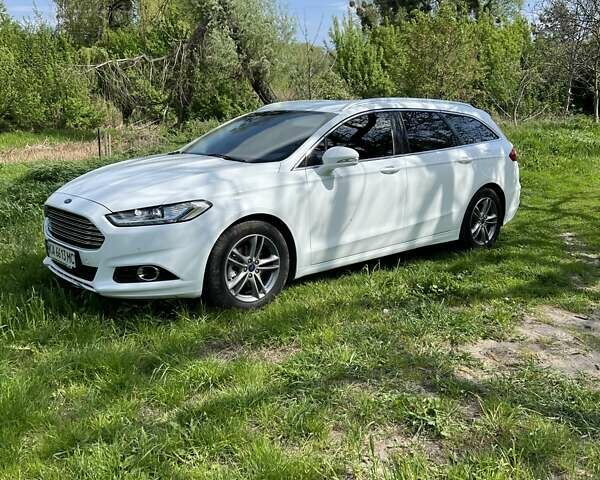 Белый Форд Мондео, объемом двигателя 2 л и пробегом 142 тыс. км за 13500 $, фото 9 на Automoto.ua