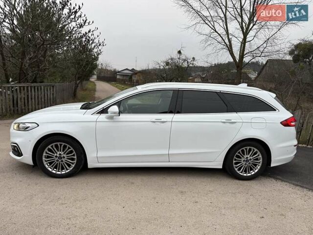 Білий Форд Мондео, об'ємом двигуна 2 л та пробігом 182 тис. км за 18500 $, фото 2 на Automoto.ua