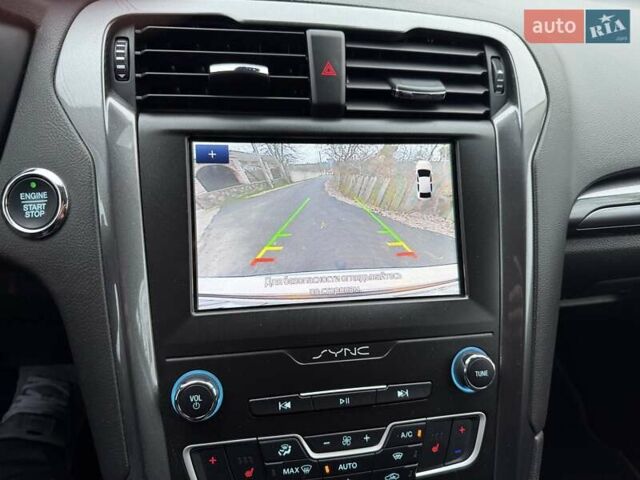 Білий Форд Мондео, об'ємом двигуна 2 л та пробігом 182 тис. км за 18500 $, фото 16 на Automoto.ua