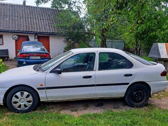 Белый Форд Мондео, объемом двигателя 1.8 л и пробегом 0 тыс. км за 1300 $, фото 1 на Automoto.ua