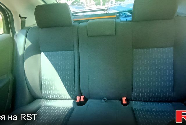 Белый Форд Мондео, объемом двигателя 2 л и пробегом 0 тыс. км за 2700 $, фото 9 на Automoto.ua