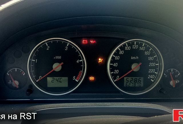 Белый Форд Мондео, объемом двигателя 2 л и пробегом 0 тыс. км за 2700 $, фото 7 на Automoto.ua