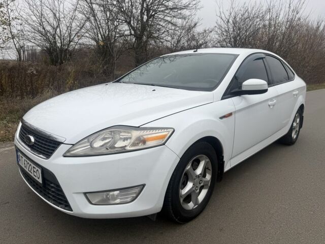 Белый Форд Мондео, объемом двигателя 2 л и пробегом 295 тыс. км за 6900 $, фото 7 на Automoto.ua