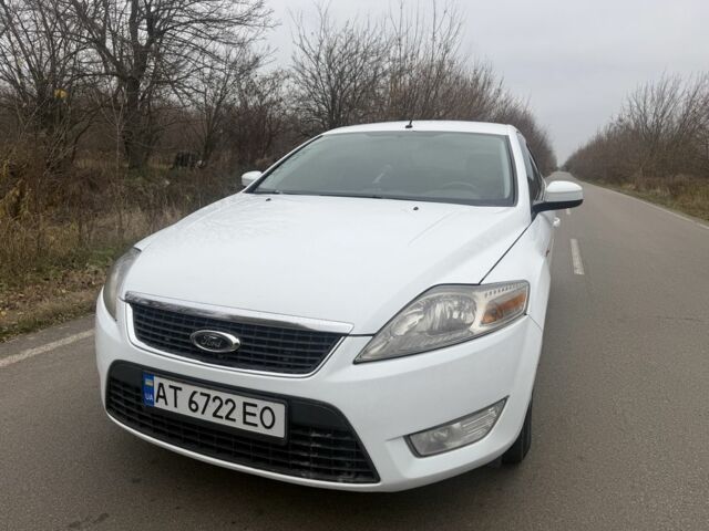 Белый Форд Мондео, объемом двигателя 2 л и пробегом 295 тыс. км за 6900 $, фото 8 на Automoto.ua