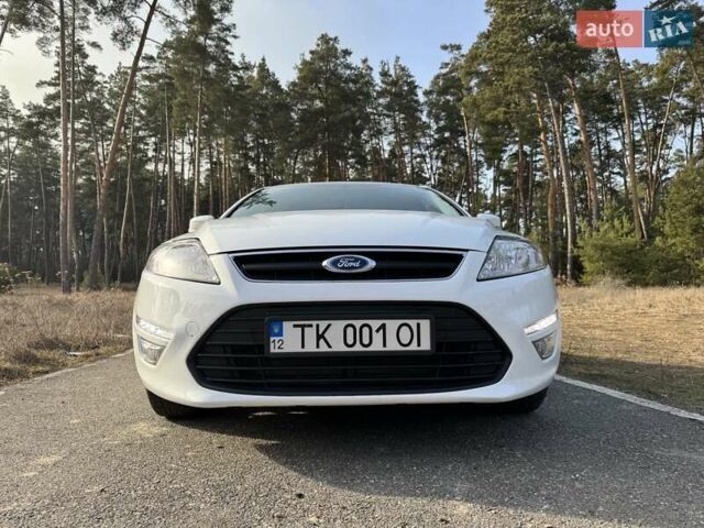 Белый Форд Мондео, объемом двигателя 1.6 л и пробегом 187 тыс. км за 12900 $, фото 16 на Automoto.ua