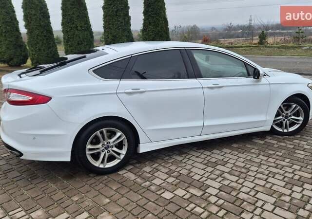 Белый Форд Мондео, объемом двигателя 2 л и пробегом 297 тыс. км за 13900 $, фото 8 на Automoto.ua