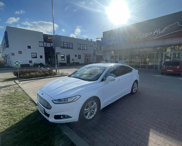 Белый Форд Мондео, объемом двигателя 2 л и пробегом 290 тыс. км за 13999 $, фото 8 на Automoto.ua