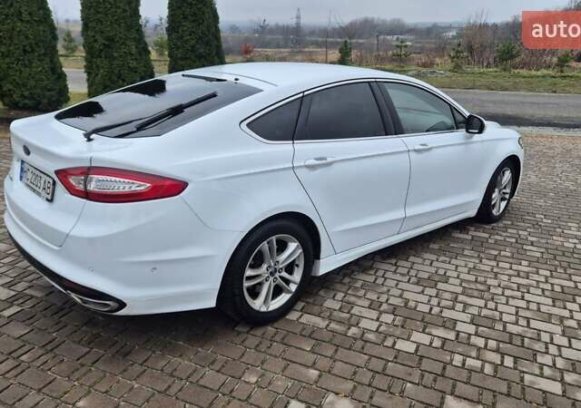 Белый Форд Мондео, объемом двигателя 2 л и пробегом 297 тыс. км за 13900 $, фото 2 на Automoto.ua