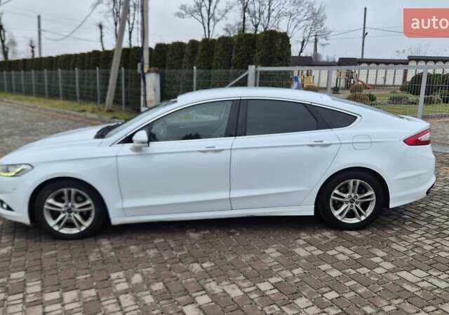 Белый Форд Мондео, объемом двигателя 2 л и пробегом 297 тыс. км за 13900 $, фото 22 на Automoto.ua