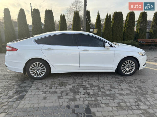 Белый Форд Мондео, объемом двигателя 2 л и пробегом 225 тыс. км за 13500 $, фото 18 на Automoto.ua