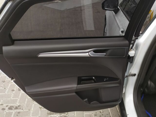 Белый Форд Мондео, объемом двигателя 1.6 л и пробегом 196 тыс. км за 10500 $, фото 14 на Automoto.ua