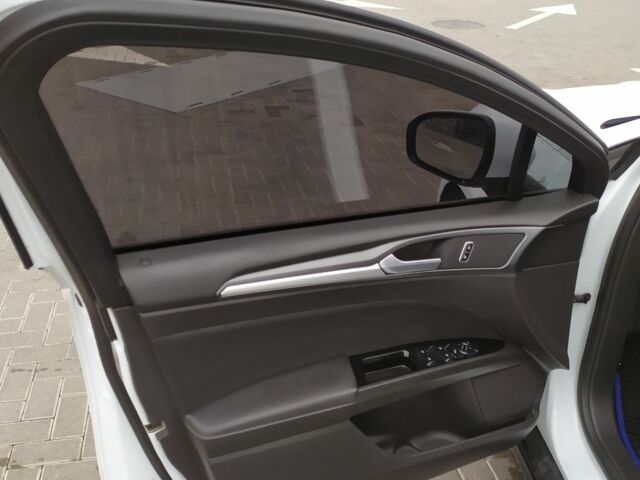 Белый Форд Мондео, объемом двигателя 1.6 л и пробегом 196 тыс. км за 10500 $, фото 17 на Automoto.ua