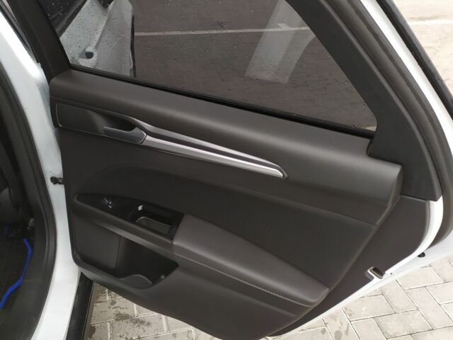 Белый Форд Мондео, объемом двигателя 1.6 л и пробегом 196 тыс. км за 10500 $, фото 11 на Automoto.ua