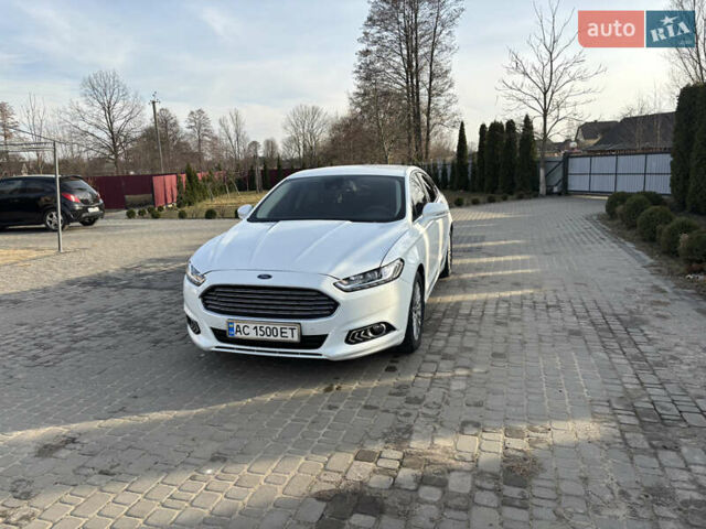 Белый Форд Мондео, объемом двигателя 2 л и пробегом 225 тыс. км за 13500 $, фото 3 на Automoto.ua