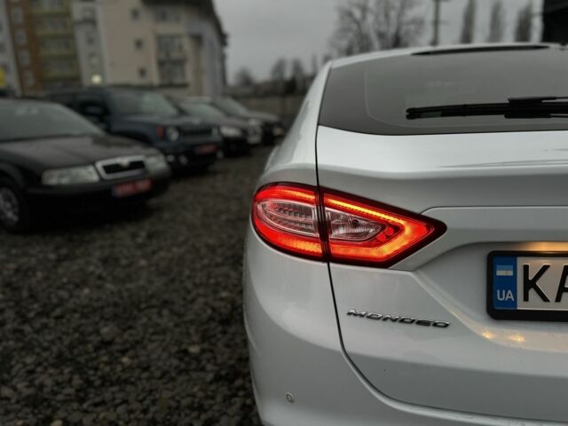 Белый Форд Мондео, объемом двигателя 1.5 л и пробегом 176 тыс. км за 11500 $, фото 23 на Automoto.ua